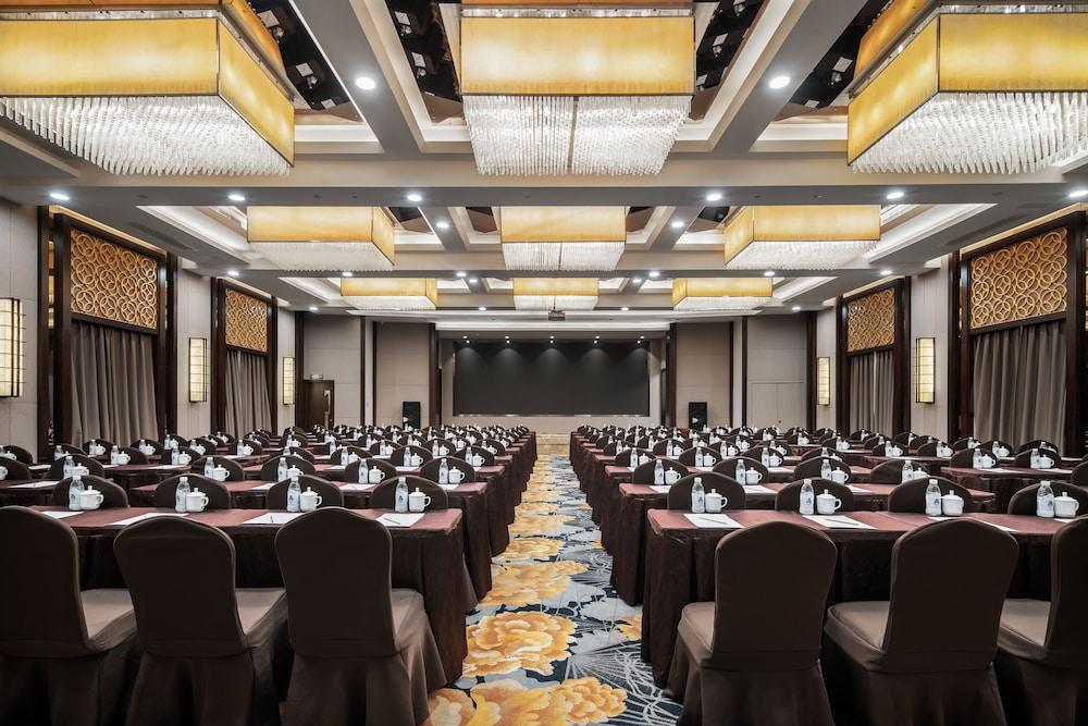Minshan Lhasa Grand Hotel Chengdu Buitenkant foto